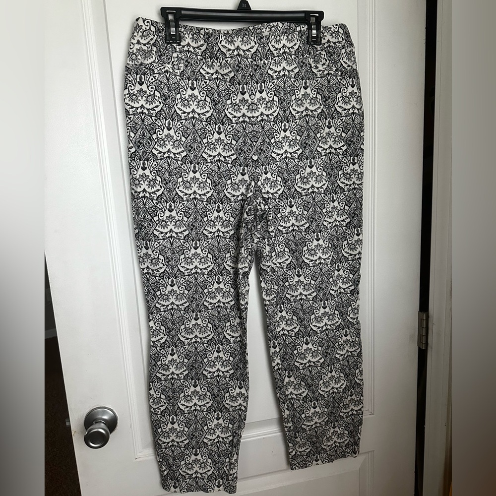 Chico's Monochrome Patterned Trousers - image 5